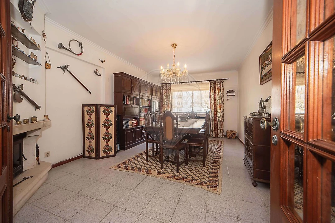 Apartamento T3 para Venda em Massamá e Monte Abraão Foto 10