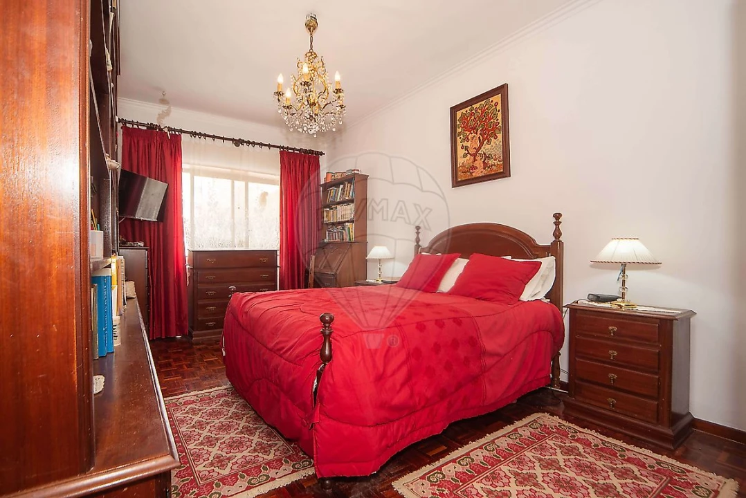 Apartamento T3 para Venda em Massamá e Monte Abraão Foto 29