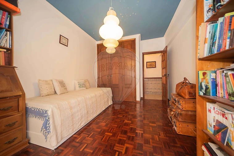 Apartamento T3 para Venda em Massamá e Monte Abraão Foto 38