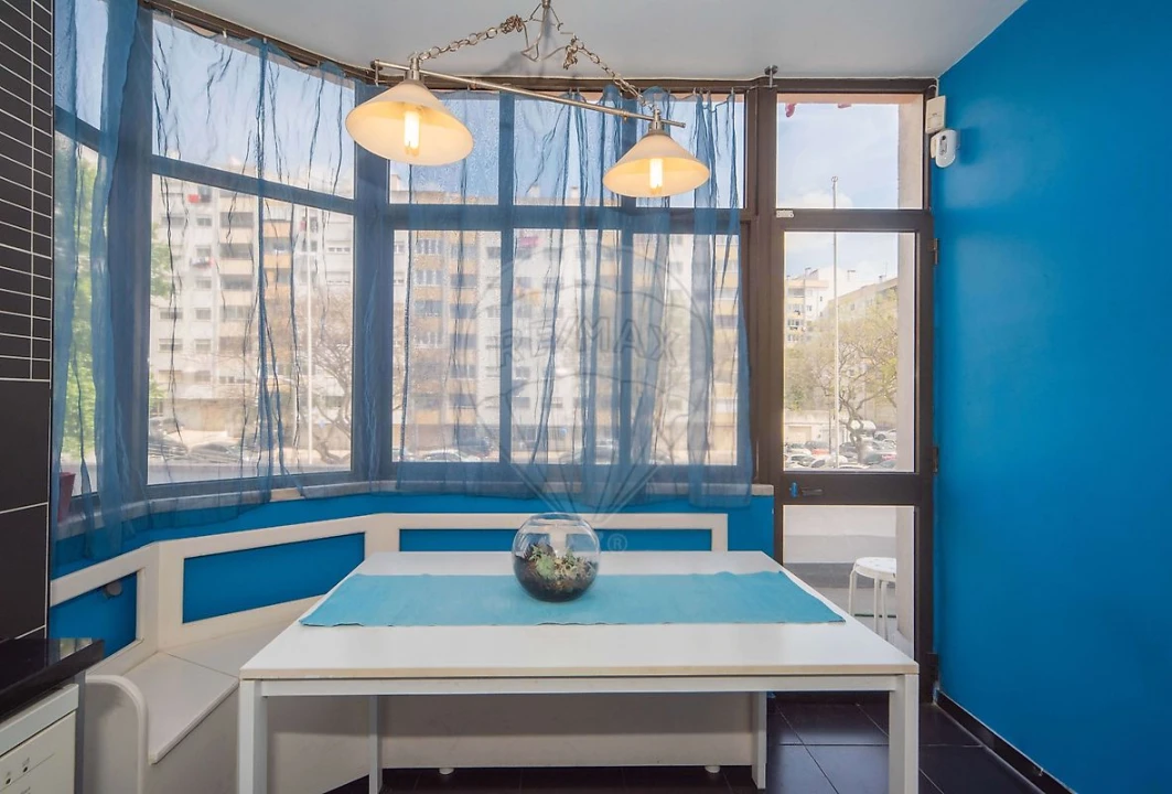 Apartamento T3 para Venda em Massamá e Monte Abraão Foto 22