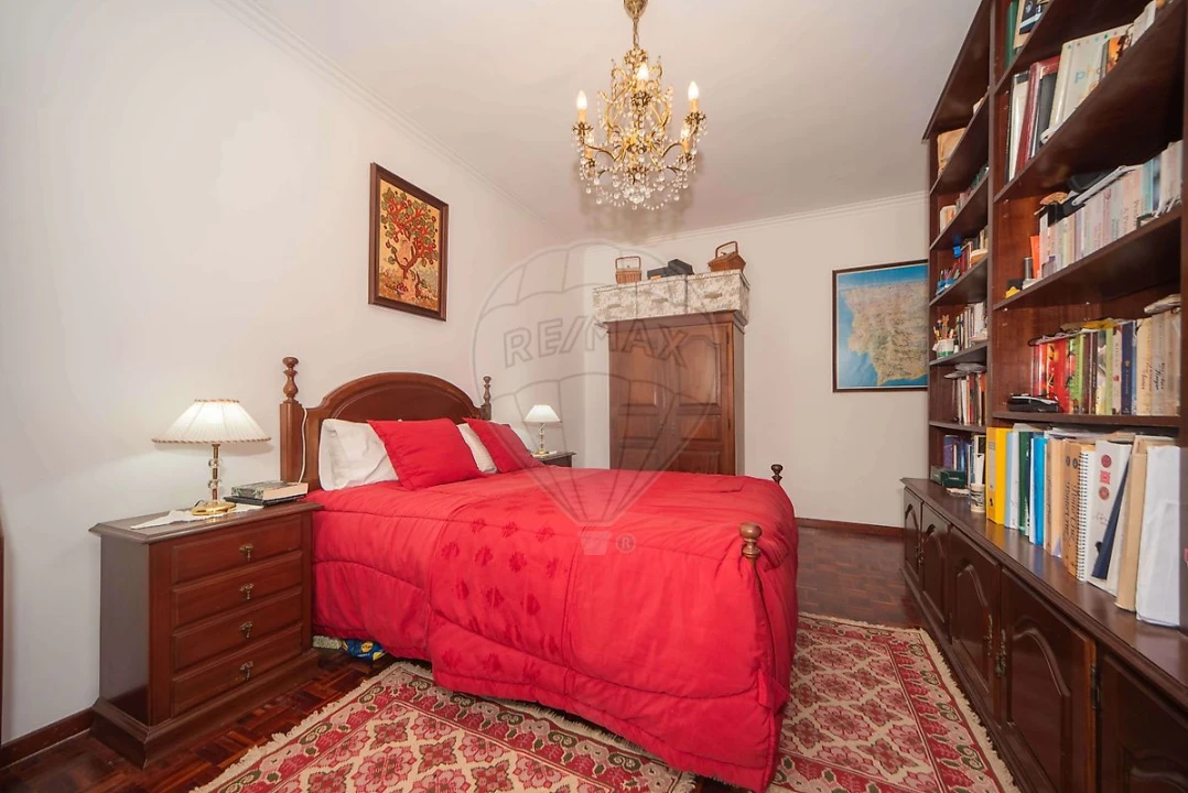 Apartamento T3 para Venda em Massamá e Monte Abraão Foto 24
