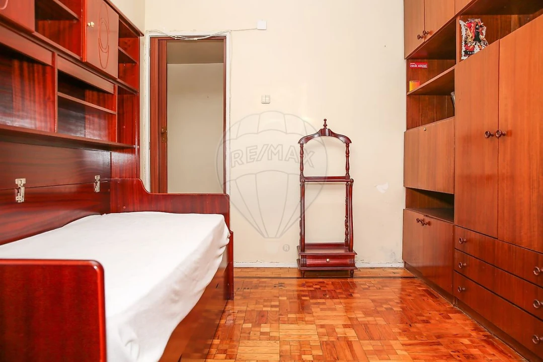 Apartamento T2 para Venda em Sacavém e Prior Velho Foto 15