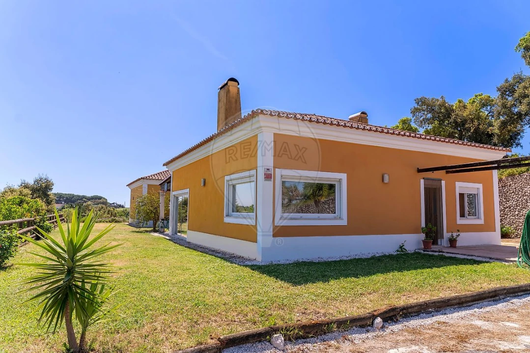 Moradia T5 para Venda em Aveiras de Baixo Foto 3