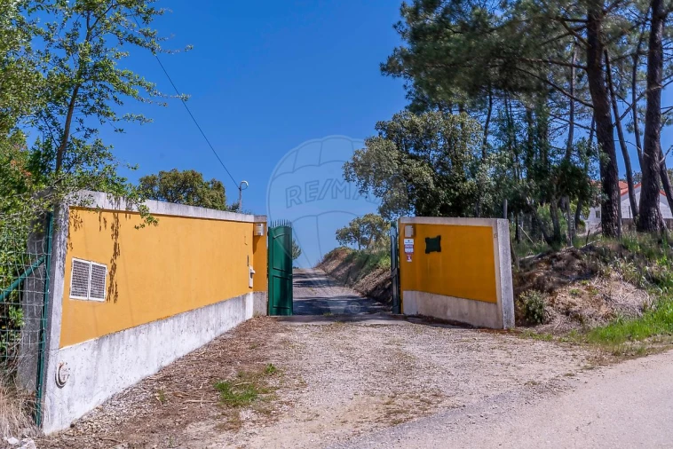 Moradia T5 para Venda em Aveiras de Baixo Foto 33
