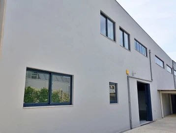 Armazém para Arrendamento em Modivas