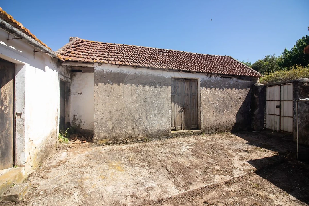 Moradia T2 para Venda em Meca Foto 9