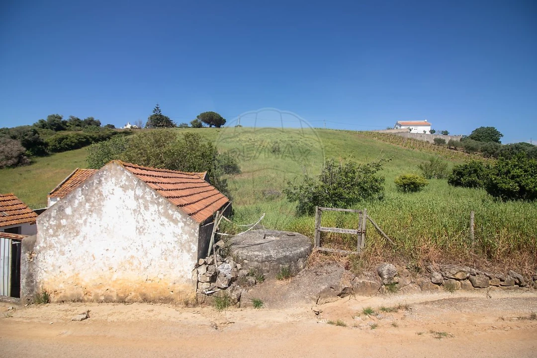 Moradia T2 para Venda em Meca Foto 10