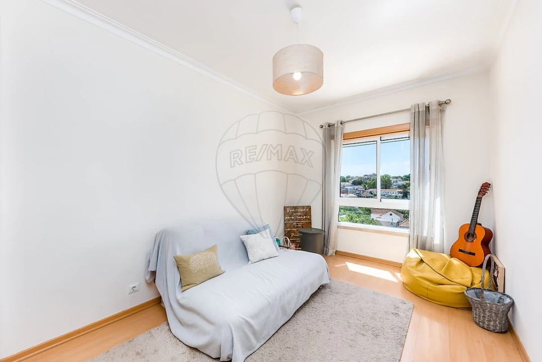 Apartamento T2 para Venda em Charneca de Caparica e Sobreda Foto 15