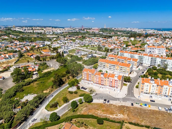 Apartamento T2 para Venda em Charneca de Caparica e Sobreda Foto 3