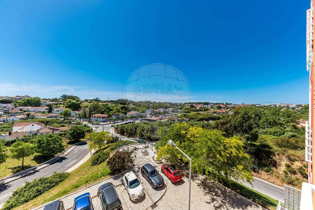 Apartamento T2 para Venda em Charneca de Caparica e Sobreda Foto 25