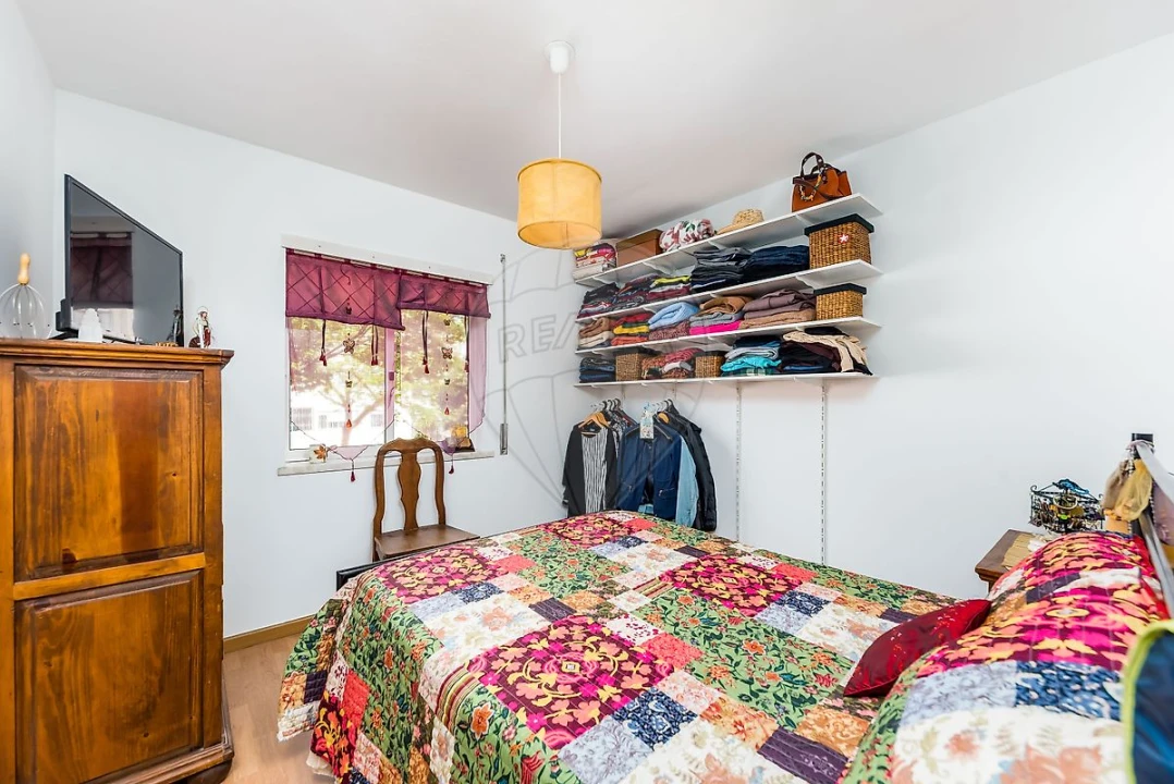 Apartamento T2 para Venda em Caparica e Trafaria Foto 15
