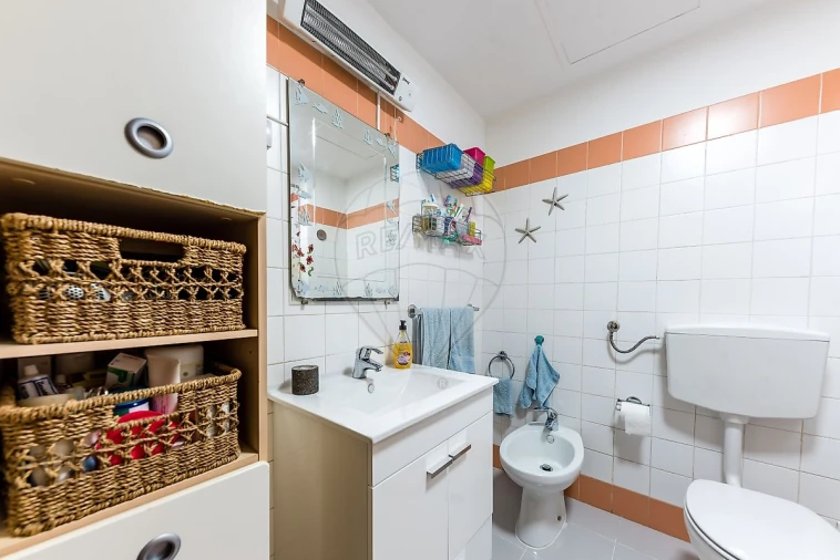 Apartamento T2 para Venda em Caparica e Trafaria Foto 23