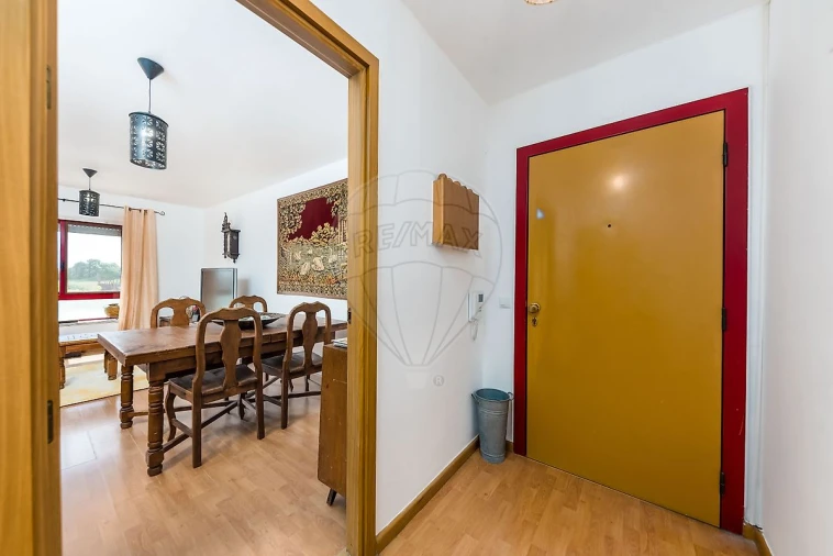 Apartamento T2 para Venda em Caparica e Trafaria Foto 5