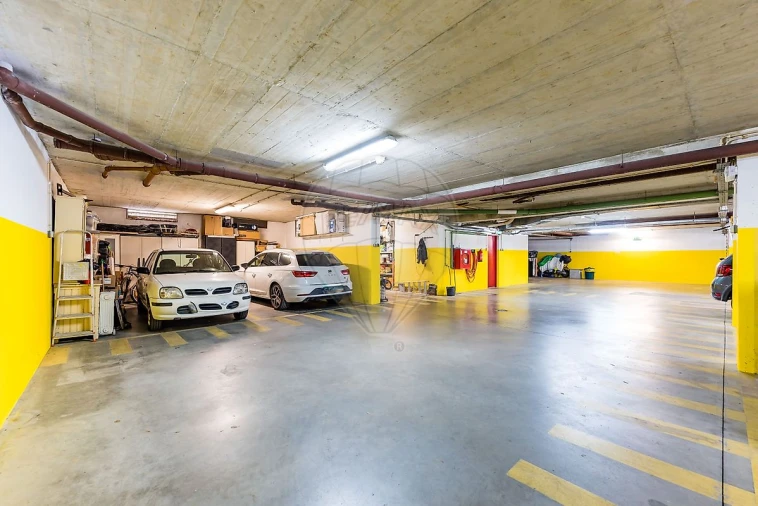 Apartamento T2 para Venda em Caparica e Trafaria Foto 11