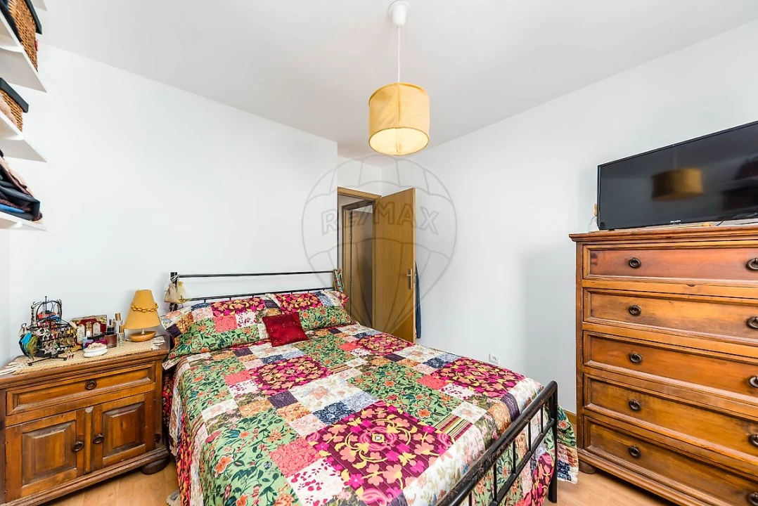 Apartamento T2 para Venda em Caparica e Trafaria Foto 16