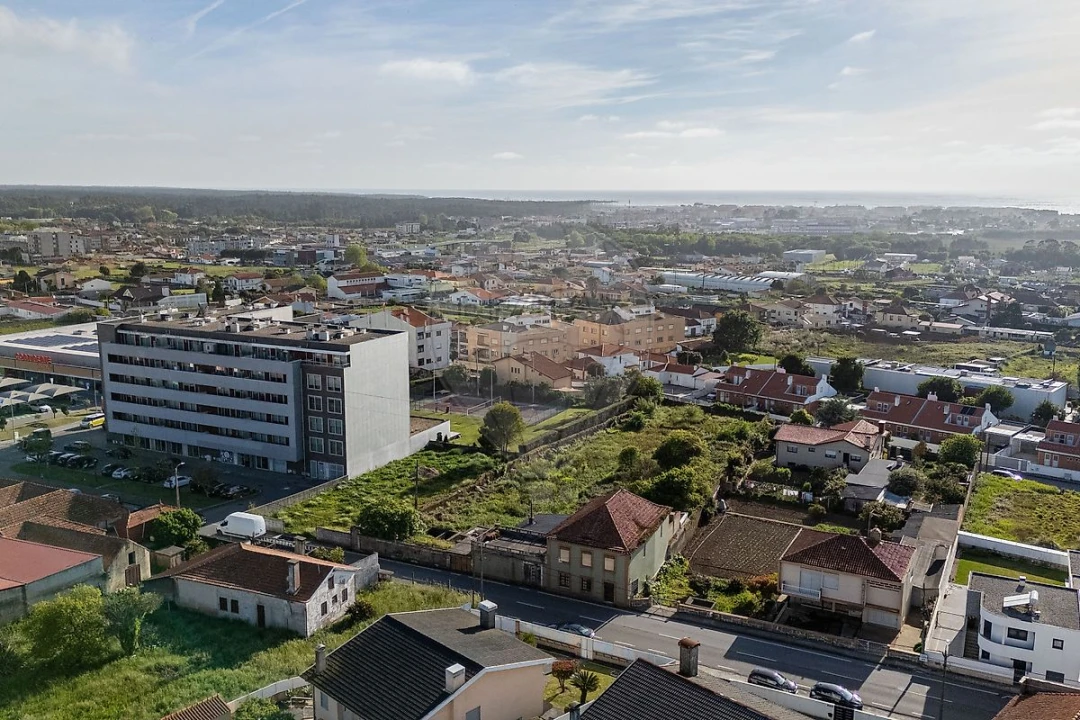 Moradia T3 para Venda em Esmoriz Foto 1