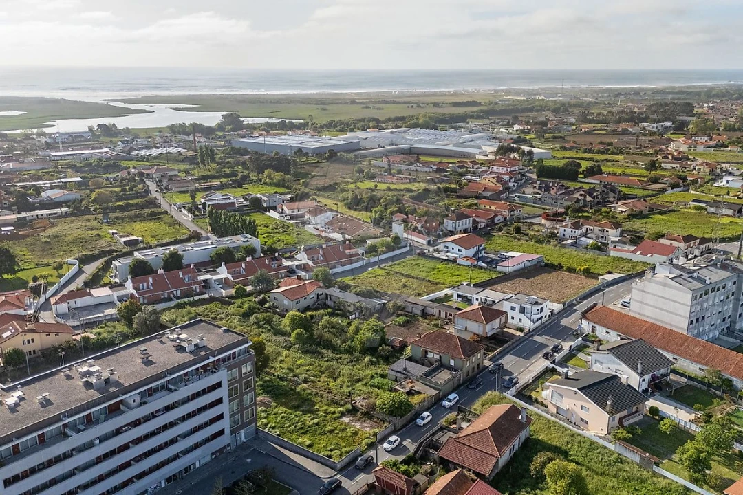 Moradia T3 para Venda em Esmoriz Foto 4