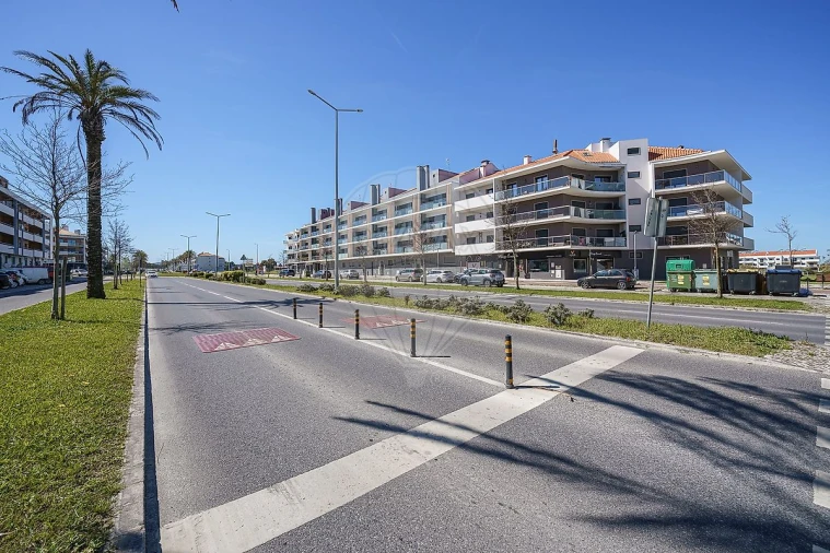 Apartamento T2 para Venda em Pinhal Novo Foto 3