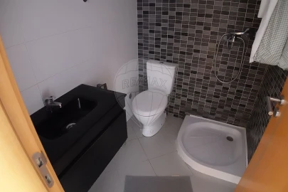 Apartamento T4 para Venda em Pinhal Novo