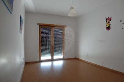 Apartamento T4 para Venda em Pinhal Novo