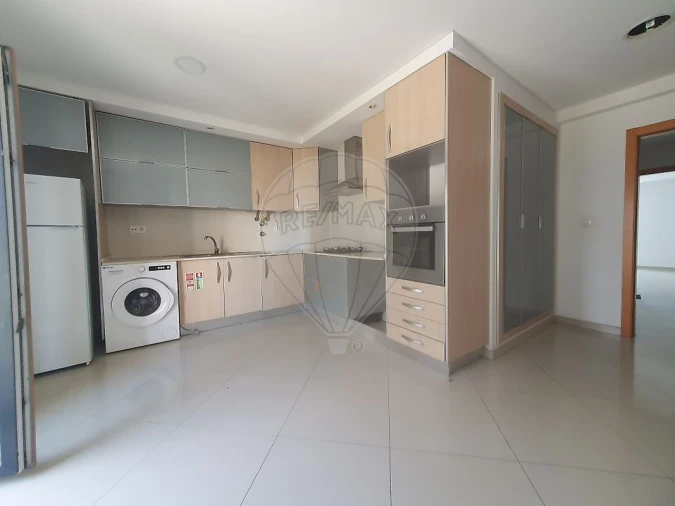 Apartamento T4 para Venda em Pinhal Novo Foto 16