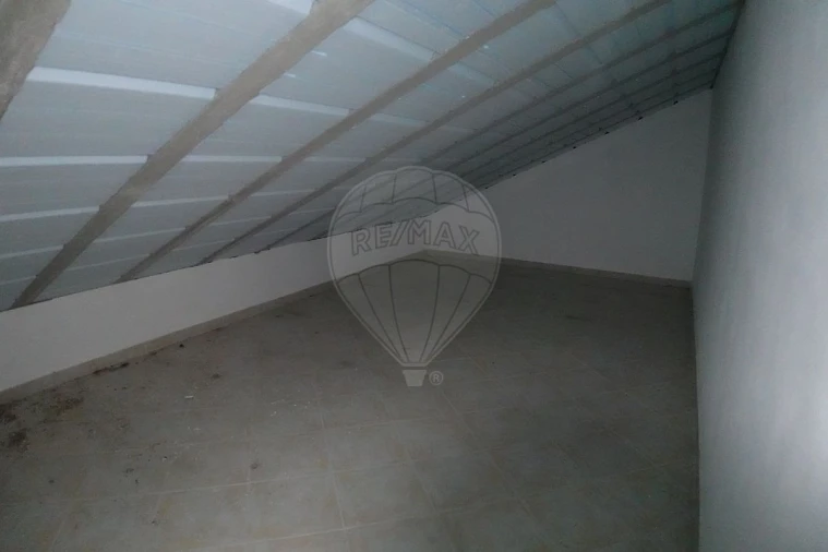 Apartamento T4 para Venda em Pinhal Novo Foto 27