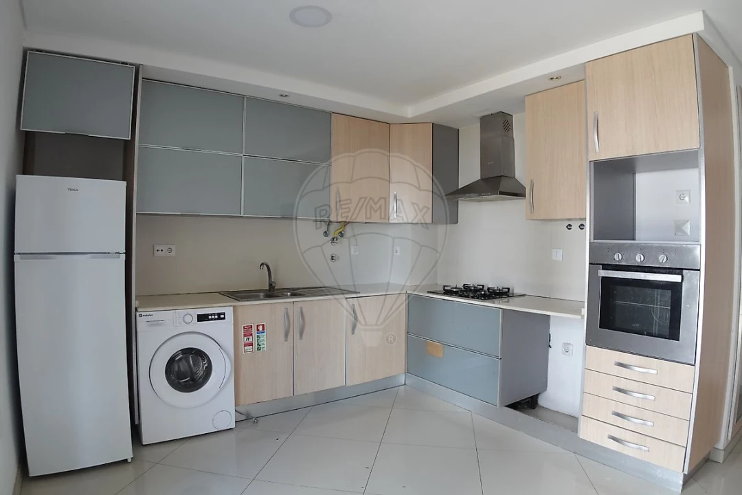 Apartamento T4 para Venda em Pinhal Novo Foto 10