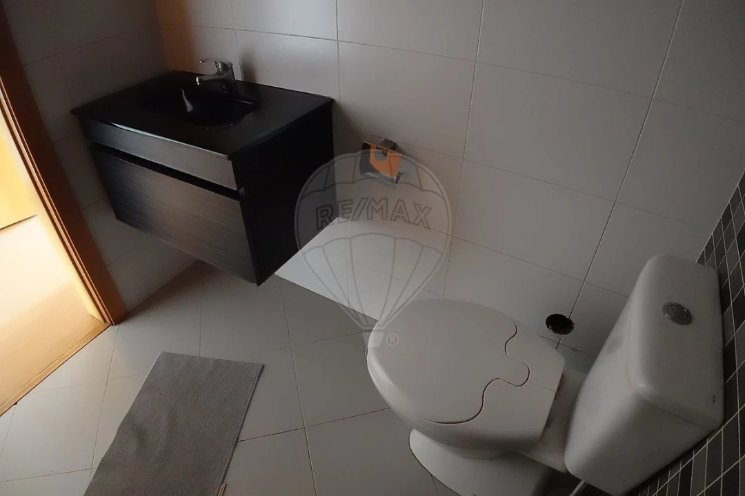 Apartamento T4 para Venda em Pinhal Novo Foto 23