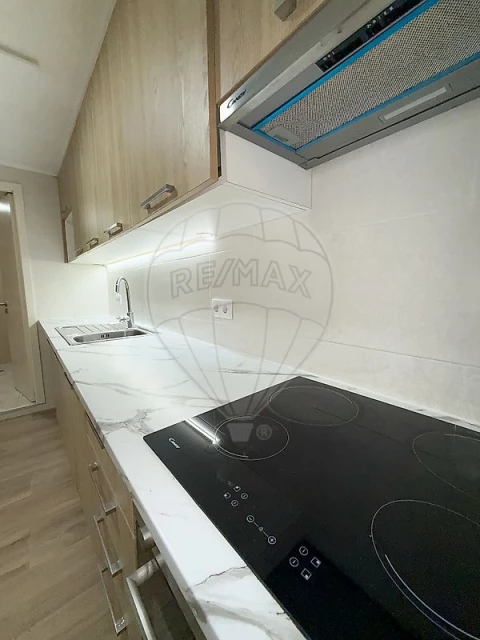 Moradia T2 para Venda em Abrigada e Cabanas de Torres