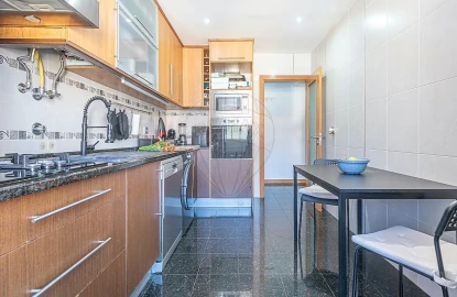 Apartamento T3 para Venda em Seixal, Arrentela e Aldeia de Paio Pires