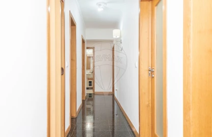 Apartamento T3 para Venda em Seixal, Arrentela e Aldeia de Paio Pires