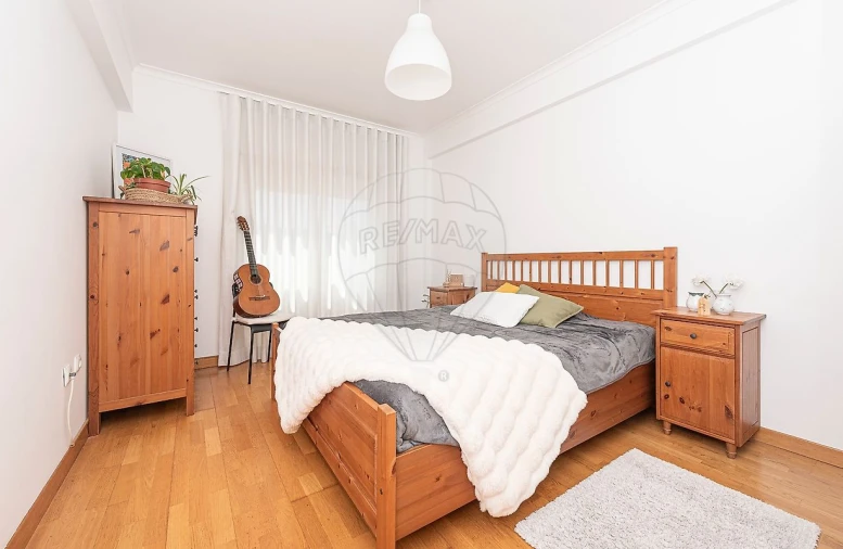 Apartamento T3 para Venda em Seixal, Arrentela e Aldeia de Paio Pires Foto 16