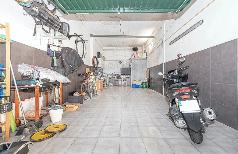 Apartamento T3 para Venda em Seixal, Arrentela e Aldeia de Paio Pires Foto 29