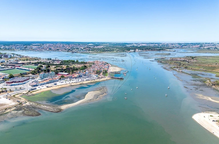 Apartamento T3 para Venda em Seixal, Arrentela e Aldeia de Paio Pires Foto 32
