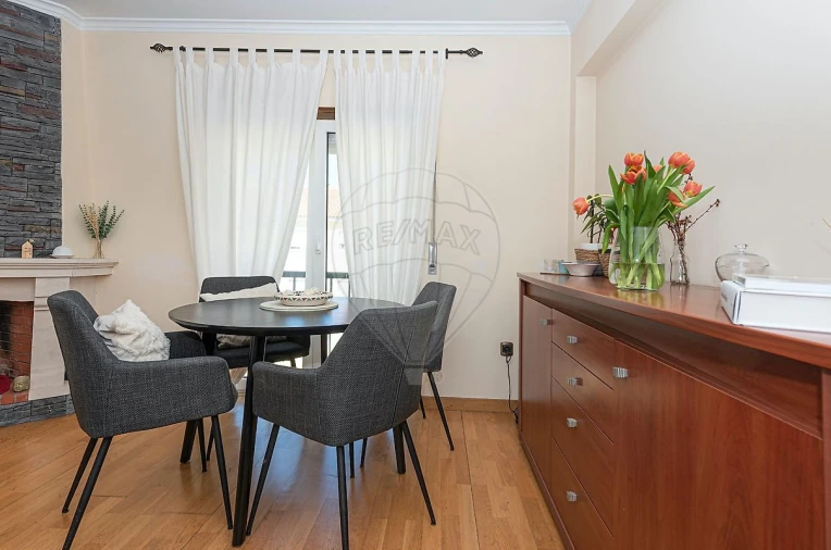 Apartamento T3 para Venda em Seixal, Arrentela e Aldeia de Paio Pires Foto 7