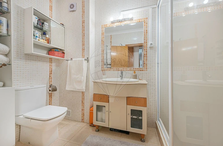 Apartamento T3 para Venda em Seixal, Arrentela e Aldeia de Paio Pires Foto 21