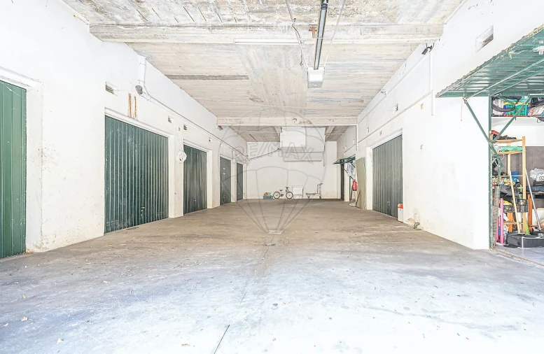 Apartamento T3 para Venda em Seixal, Arrentela e Aldeia de Paio Pires Foto 28