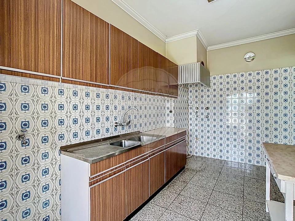 Apartamento T4 para Venda em Benfica Foto 16