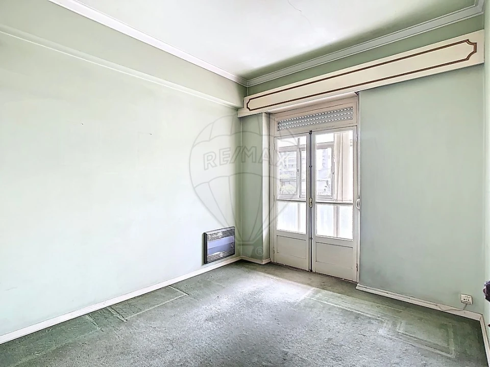 Apartamento T4 para Venda em Benfica Foto 10