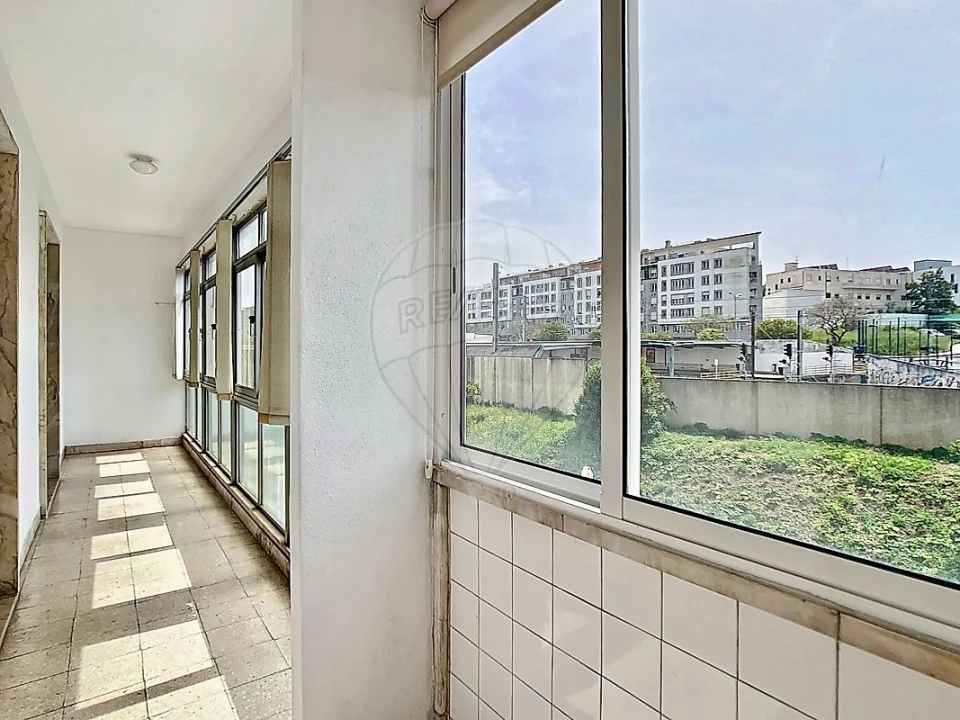 Apartamento T4 para Venda em Benfica Foto 23
