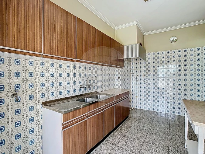 Apartamento T4 para Venda em Benfica Foto 16