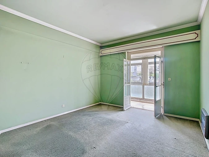 Apartamento T4 para Venda em Benfica Foto 26