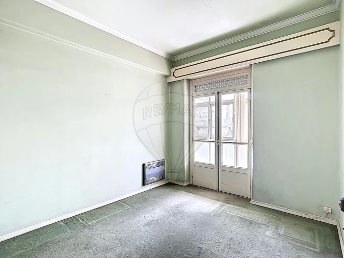 Apartamento T4 para Venda em Benfica Foto 10