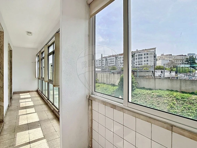 Apartamento T4 para Venda em Benfica Foto 23
