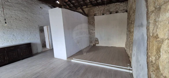 Moradia T1 para Venda em Brogueira, Parceiros de Igreja e Alcorochel