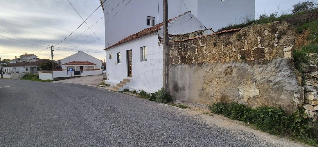 Moradia T1 para Venda em Brogueira, Parceiros de Igreja e Alcorochel Foto 11