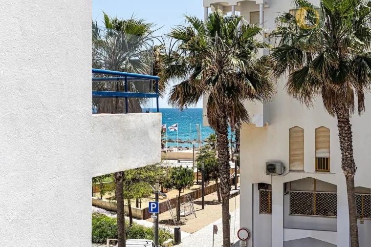 Apartamento T2 para Venda em Quarteira Foto 28