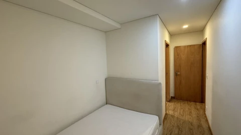 Apartamento T3 para Venda em Póvoa de Varzim, Beiriz e Argivai