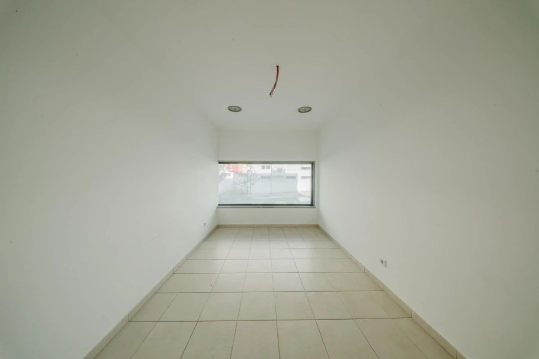 Negócio para Venda em Odivelas Foto 13