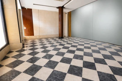 Negócio para Venda em Lordelo do Ouro e Massarelos